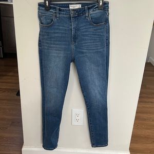 A&F super skinny high rise jeans short
